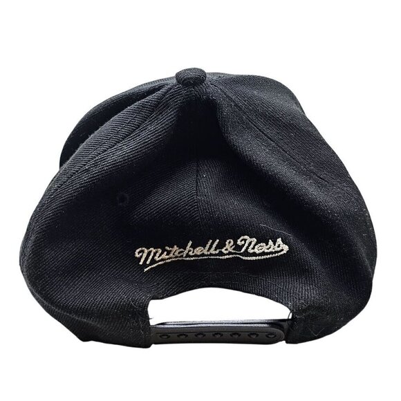 Chicago Bulls Mitchell & Ness Snapback Hat Black & Red Embroidered Bull Logo Sna - Picture 6 of 13